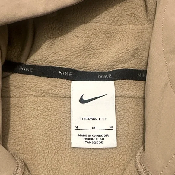 Nike Golf Hooded Vest - Picture 2 of 5